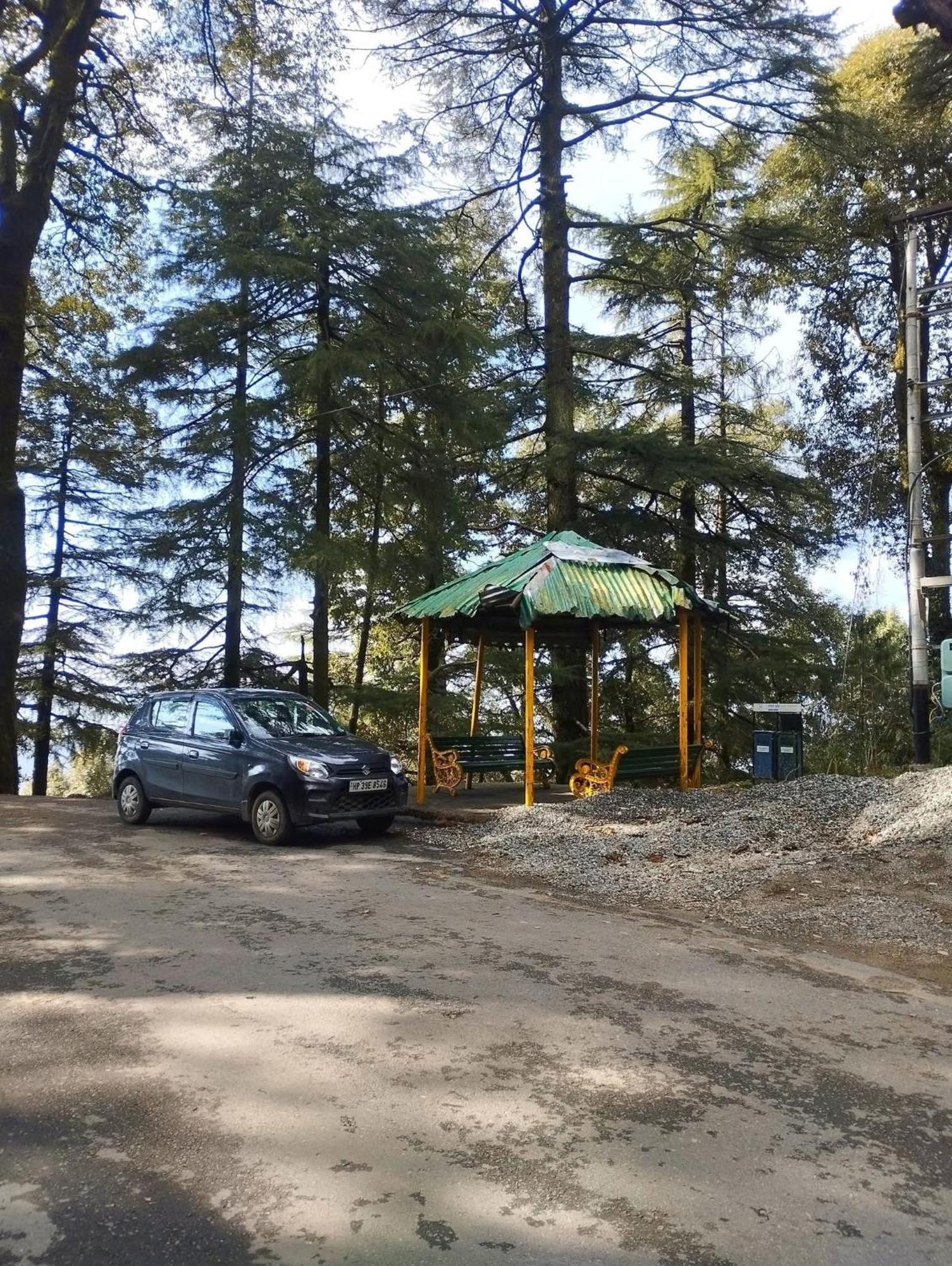 Aditya Homestay Далхаузі Екстер'єр фото